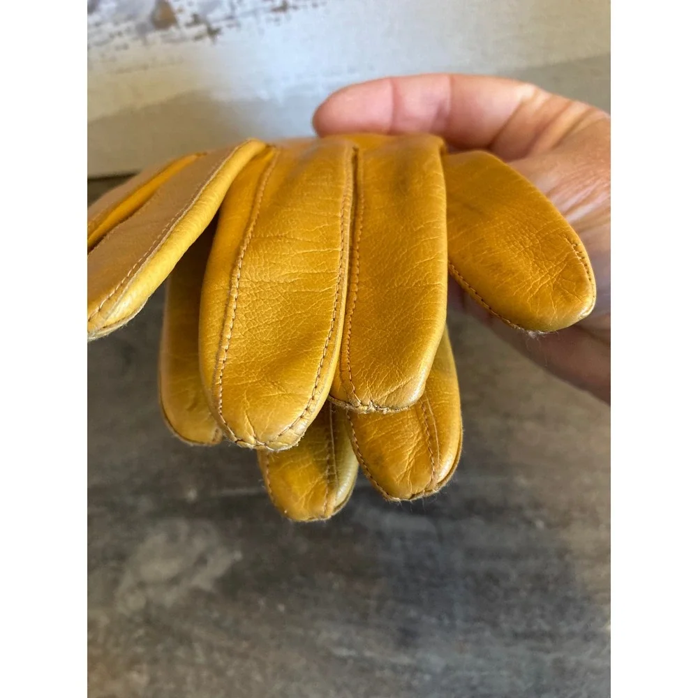 Vintage Mustard Yellow Leather Gloves Size 7 Knit Lined Mid Length Classic
